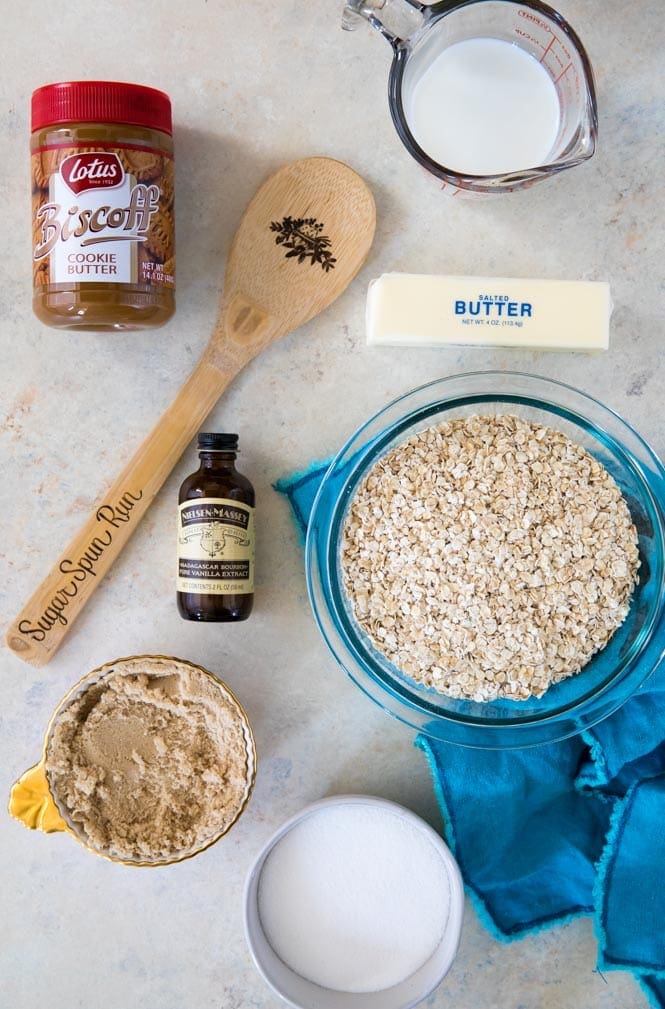 These no-bake cookies are made with COOKIE BUTTER! Such a fun new flavor and such easy cookies, no oven required! #cookiebutter #cookierecipe #sugarspunrun Ingredients for cookie butter no bake cookies
