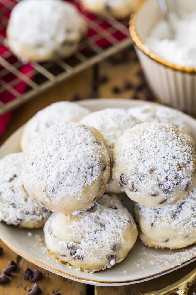 Snowball cookies on plate