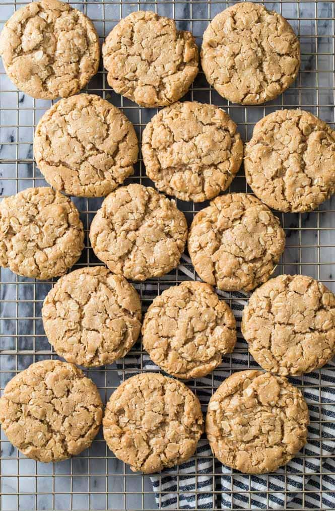Chewy, old-fashioned ICED OATMEAL COOKIES! #cookierecipe #oatmealcookies chewy oatmeal cookies cooling on cooling rack